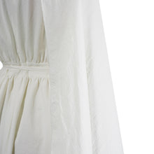 Laden Sie das Bild in den Galerie-Viewer, Athana weiß Kleid Die Odyssey 2026 Athana Cosplay Outfit