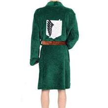 Laden Sie das Bild in den Galerie-Viewer, Attack on Titan Shingeki no Kyojin Jiyuu no Tsubasa Wings of Liberty Umhang Robe Nachthemd Bademantel